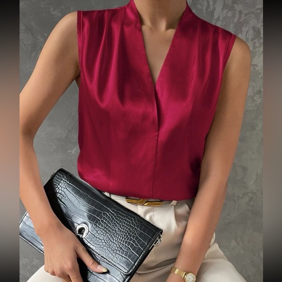 Luxe apricot satin V neck blouse - Picture 14 of 16